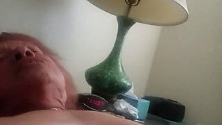 Moja 82-letnia babcia uwielbia swoją cipkę lizaną