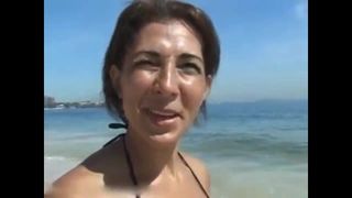 Sexy brasilianische MILF-Ferien