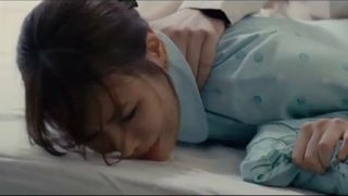 Koreaanse film seksscène. Verpleegster wordt geneukt