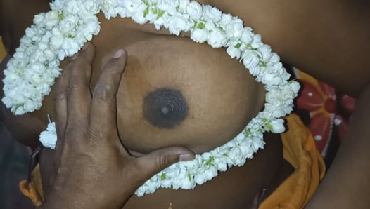 Telugu stiefschwester jasmin macht doggystyle-fick mit stiefbruder, geschwollene brustwarzenmassage