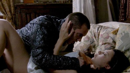 Natalie Dormer heiße Titten in einer sexy Szene aus den Tudors