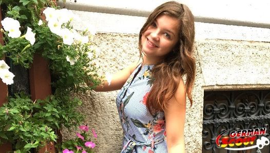 Německý skaut - poprvé anál pro 18letou mladou vysokoškolskou teenagerku