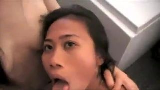 Schwanz teilen mit 2 asiatischen Mädchen 2