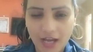 Nayna Sharma tanzt Vegina, Sex-Aufruf