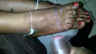 Indische BBW schmutzige stinkende Füße