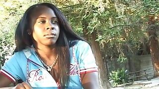 Sexy negra prostituta facilizada depois de sexo duro com bbc