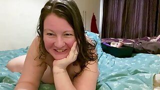 Einfach erstaunliches Video von meiner Frau, wie sie ihre Orgasmen Edging macht und mich neckt