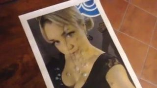 Cumtribute, Pornostar VIP, Promi-Gabbie Carter