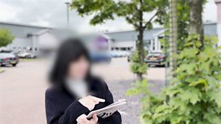 Street-Interview. Echte Fremde beantworten intime Fragen und werden zur Masturbation vor der Kamera ausgetrickst