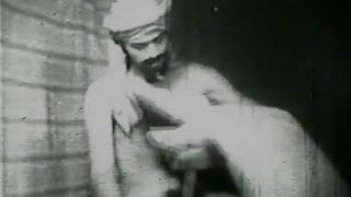 Sultan will dieses schmutzige Mädchen ficken (Jahrgang 1930)