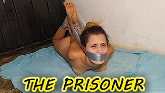 Hysterische Bondage-Gefangene nackt im Hogtie und windet sich im Keller!