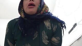 Afghanischer selbstgedrehter porno mit geiler milf