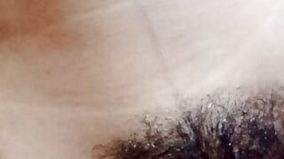 Heißes mädchen in selbstgedrehtem video mit sexy möpsen und enger muschi 32