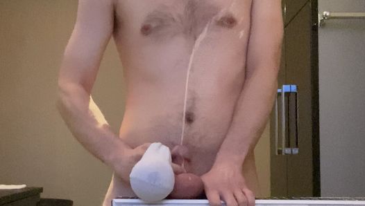 Ich sprenge einen unerwarteten orgasmus aus meinem linken ball - selfbthusiast