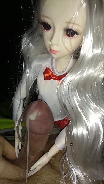 Sperma uitgieten voor mijn Aziatische pop.