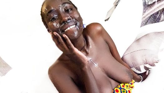 Afrikaanse casting - lange amateur zwarte babe kwijlt over grote lul