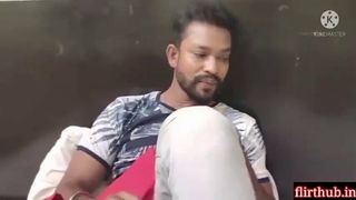Indische sexy Nokrani, von kleinem Jungen gefickt