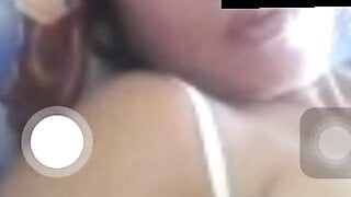 Philippinische Frauen zeigen Muschi und Möpse, Video-Call-Sex