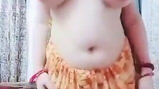 Punjabi randi ka nude show