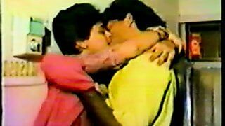 90er Jahre südindischer Desi-Porno (bhanupriya)