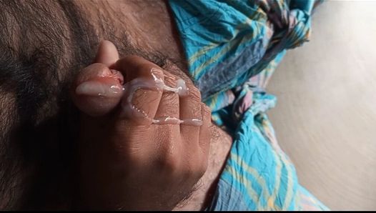 Bangladeschischer netter Junge im heißen Video