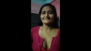 Desi dorf bhabhi hat sex mit einem fremden