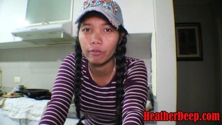18 wochen schwangeres thailändisches teen heather tiefe krankenschwester tief in den hals
