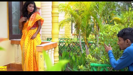 Une villageoise de 18 ans paie le loyer de sa chambre ! Partage de sexe avec la meilleure femme en hindi