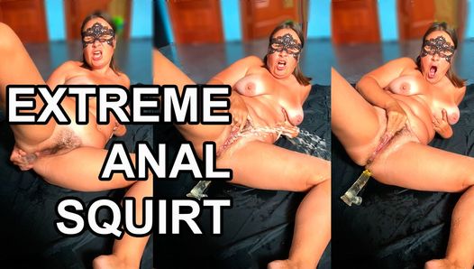 Extremes Squirting, Analorgasmus. Riesiger Squirt, anal, Solo-MILF. Massiver Squirt, dicker Arsch.