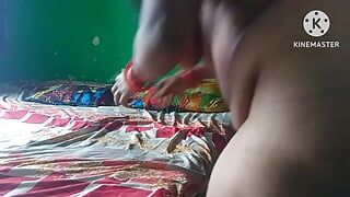 Hardcore-sex indisches mädchen desi-stil indische stiefschwester dicker arsch, großer lokaler sex-freund