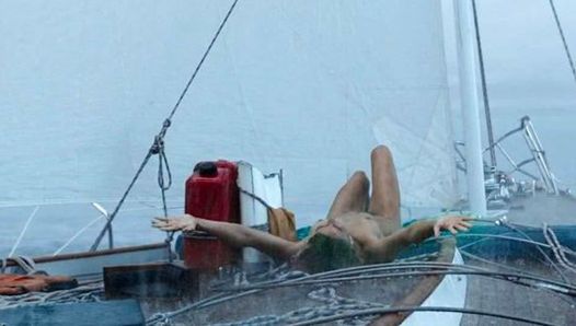 Shailene Woodley, scena nuda da Alla deriva su Scandalplanetcom