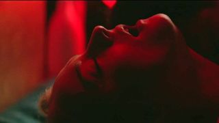 Sophie Turner - '' Тяжелая ''