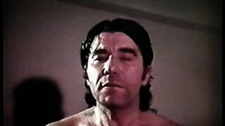 greek porn vale tin dipli tarifa-oi gomenes toy renti (1984)