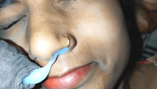 Sperma auf der seite, nase und mund 👄