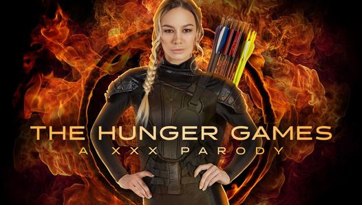 Blonde tiener Katniss vervult haar fantasierijke hongerspelletjesparodie