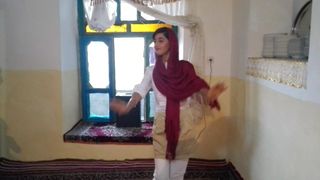 Iranische Tänzerin 1