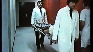 Hospital anal (1980) com Barbara Moose e Elodie Delage