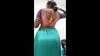 Swathi naidu indisches Bhabhi