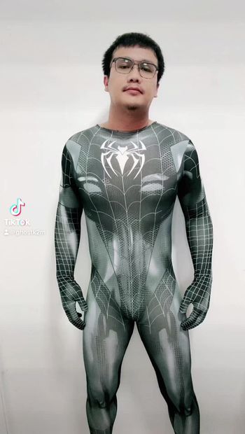 Spiderman bodyshow schwanz TikTok