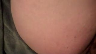 Dicke Mollige mit dicken Titten in den Arsch gefickt