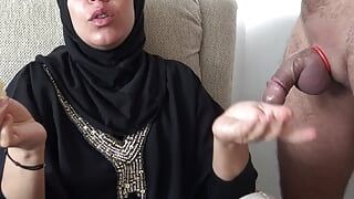 Hete Tunesische cuckold-vrouw in Tunesië