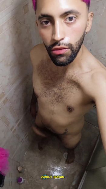 willst du mit mir duschen? 😈