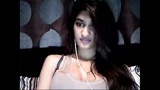 Mein Name ist Poonam, chatte per Video mit mir