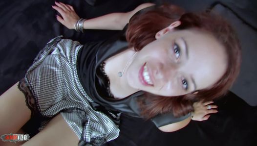 Eerste anale pornovideo met Helena, een prachtige jonge Franse brunette