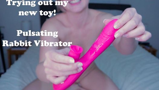 Probiere mein neues Spielzeug aus! Pulsierender vibrator
