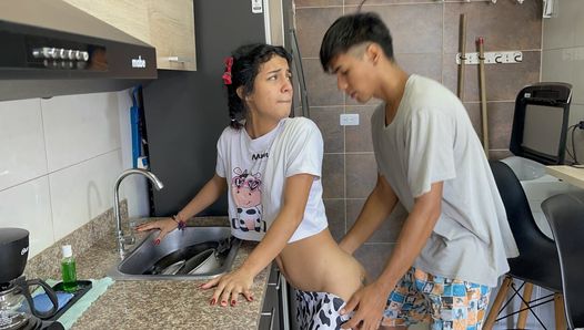 My little stepsister asks me to fuck her for the first time in the kitchen and come inside me.