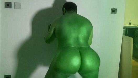 Green Giant Hulk Crushes BoyFriend With Big Ass
