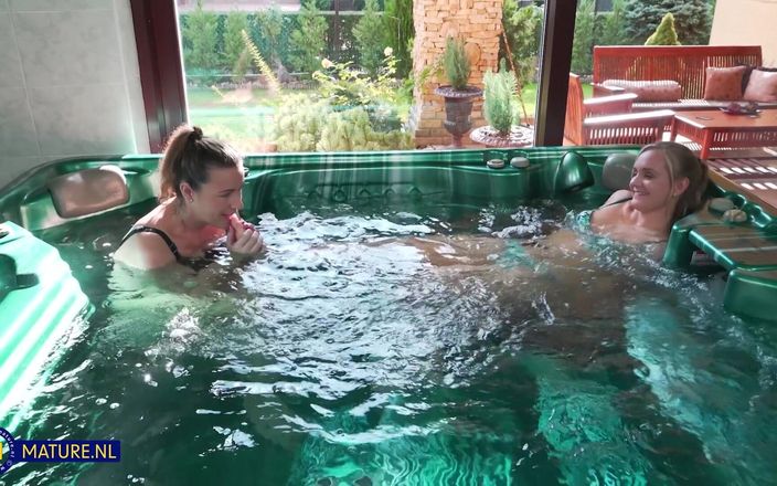 Mature NL: Two horny lesbians having fun in the swimming pool