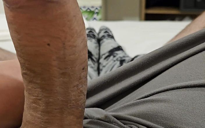 Lk dick: Jerking off in My Hotel Room 1