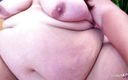 Full porn collection: Extremt fet och otäck MILF får fitta onanerar med enorma...